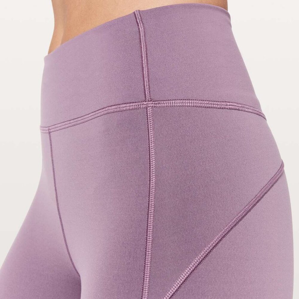 Lululemon In Movement Crop *Everlux 19"